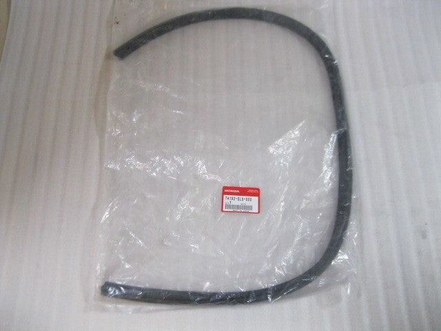 650002