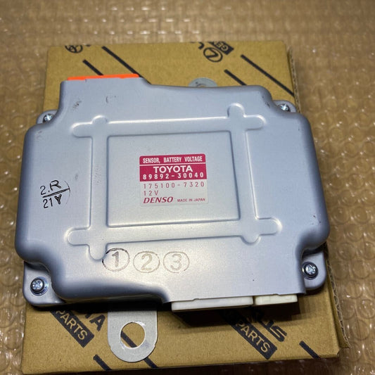 Genuine Lexus Toyota OEM Sensor Battery Voltage Module 89892-30040 8989230040New
