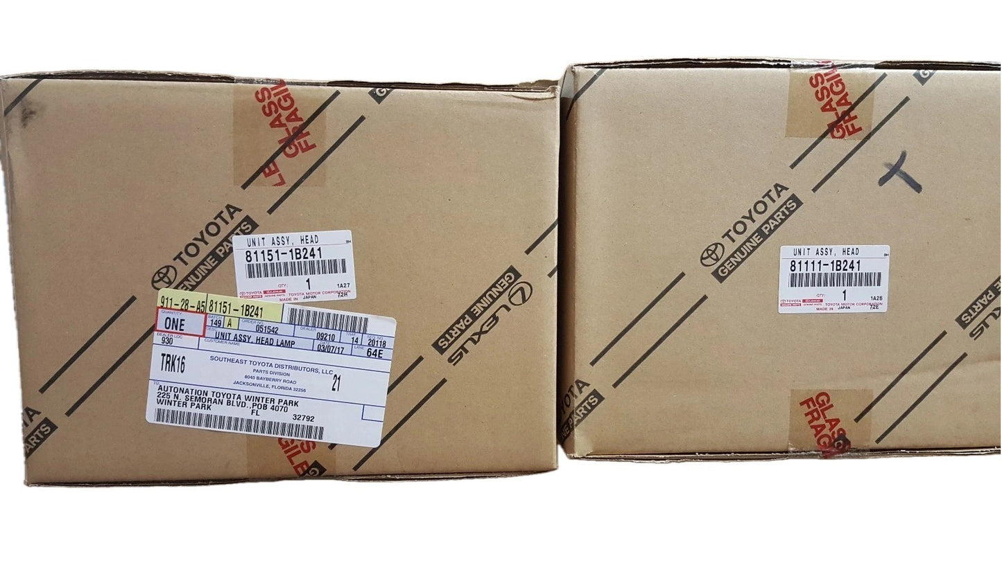 OEM Genuine TOYOTA Lexus New Headlamp Unit RH LH 2PCS 81111-1B241 81151-1B2412