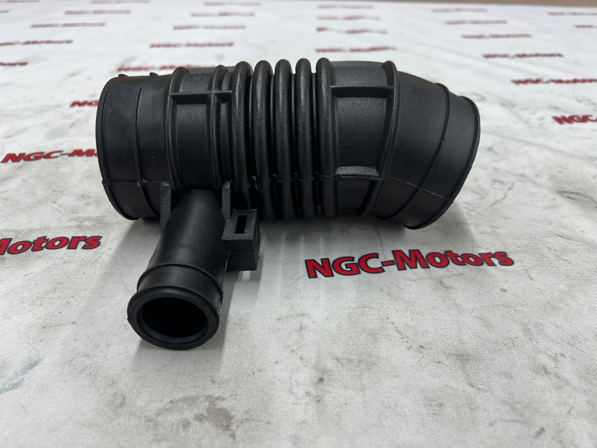 13881-77E01-000 Suzuki Hose,air clnr outlet 1388177E01000, New Genuine OEM Part