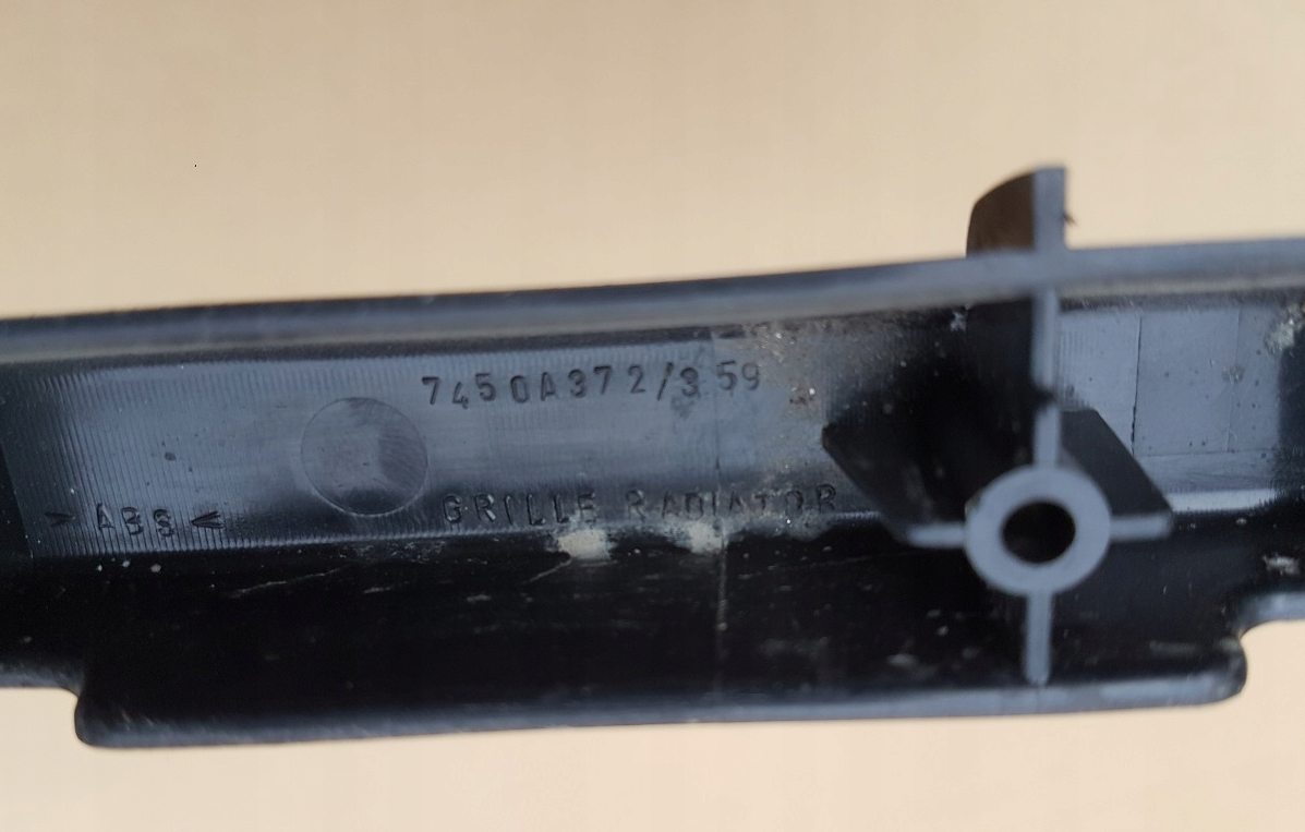 648136