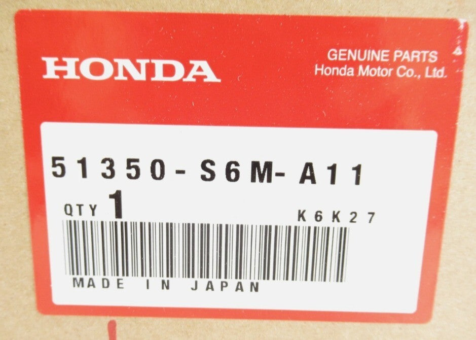 648741