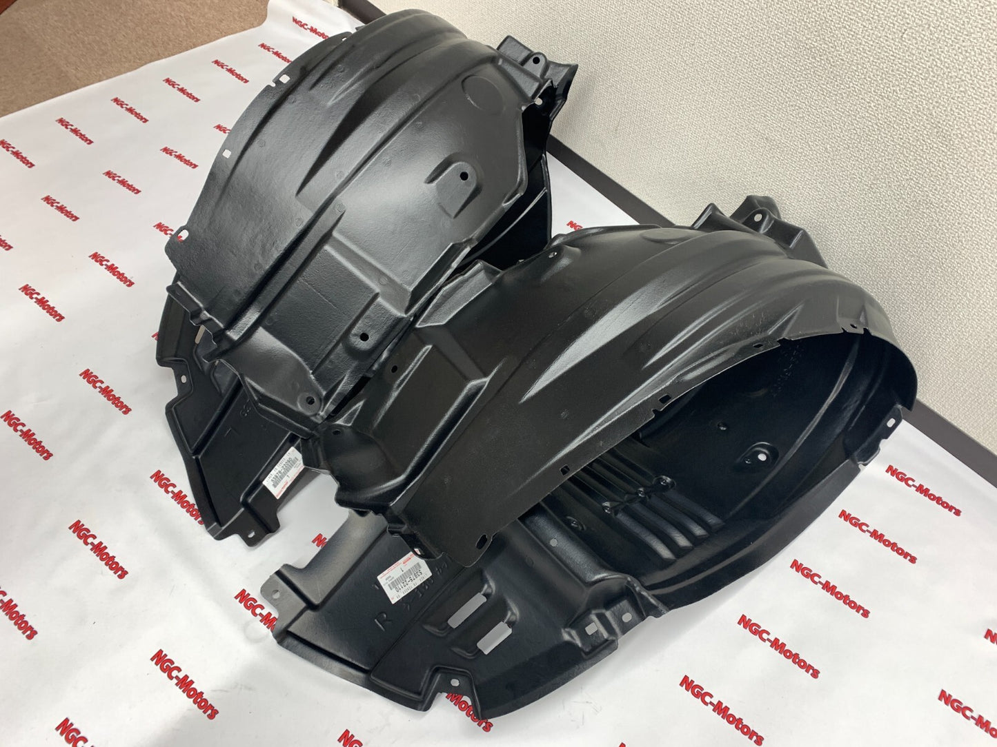 OEM Toyota LINER FRONT FENDER RH&LH Mark II Mark 2 GX110 JZX110 GX115 JZX1154