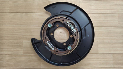 Nissan Genuine OEM  Brake Assy-Parking,Rear RH 44000-CA01B