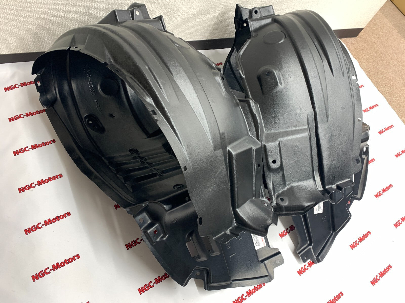 OEM Toyota LINER FRONT FENDER RH&LH Mark II Mark 2 GX110 JZX110 GX115 JZX1153