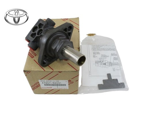 Genuine Toyota Brake Master Cylinder 47207-52031 Funcargo Yaris Echo Verso bB
