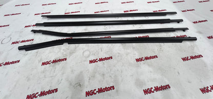 Toyota MOULDING ASSY, FRONT REAR DOOR BELT, RH LH set for AURIS Genuine OEM