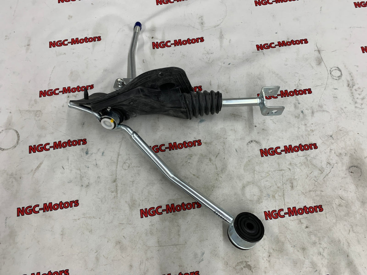 SUBARU STI IMPREZA 4DooR (GD)  GEAR SHIFT LEVER 5MT ST350104S000