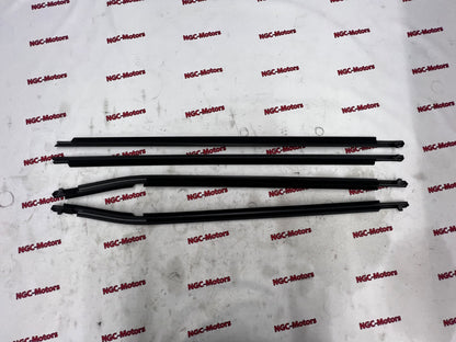 Toyota MOULDING ASSY, FRONT REAR DOOR BELT, RH LH set for AURIS Genuine OEM