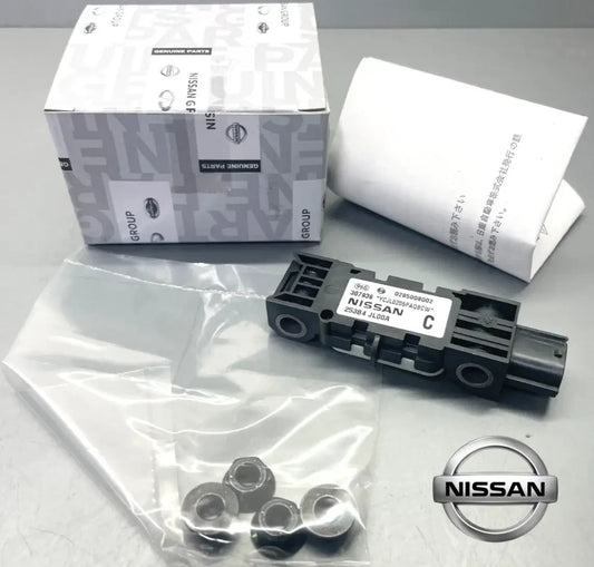 OEM Genuine Nissan Front Bumper Center Sensor P/N GT-R R35 B53B4-JL00A NEW0