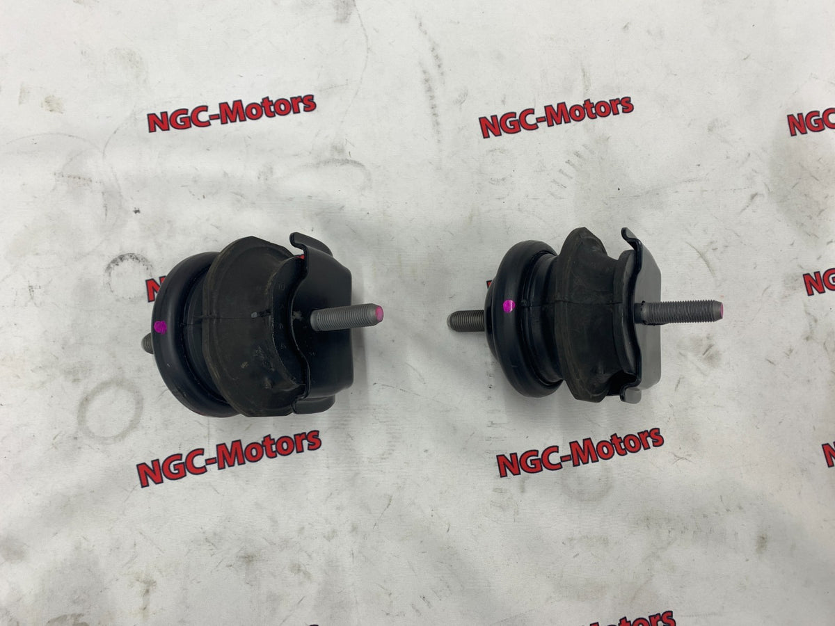 TOYOTA Genuine SOARER LEXUS SC300 SC400 1JZ-GTE 2JZ-GTE Engine Mount x2 Set OEM