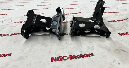 Mazda Genuine RX-7 FD3S Front Stabilizer Bracket Left & Right FD01-34-180E /160F