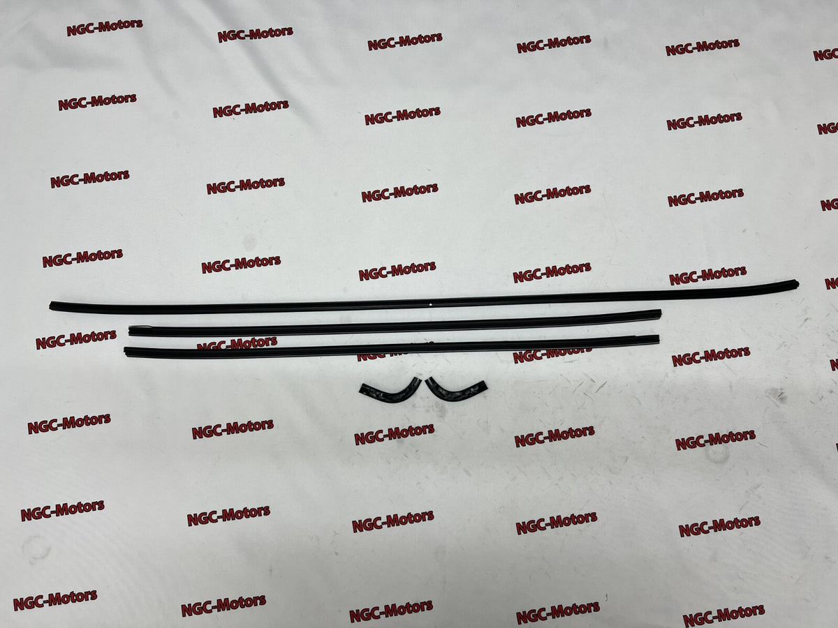 Nissan 72750-52F10 SILVIA S13 Front Windshield Molding Sealing OEM Genuine