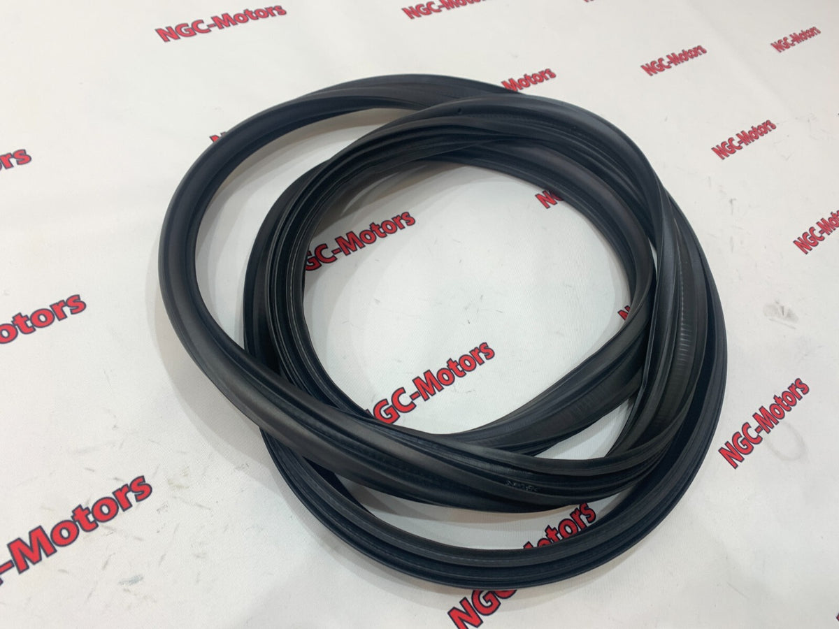 HONDA Genuine S2000 AP1 AP2 00-09 Trunk Lid Weatherstrip 74865-S2A-010