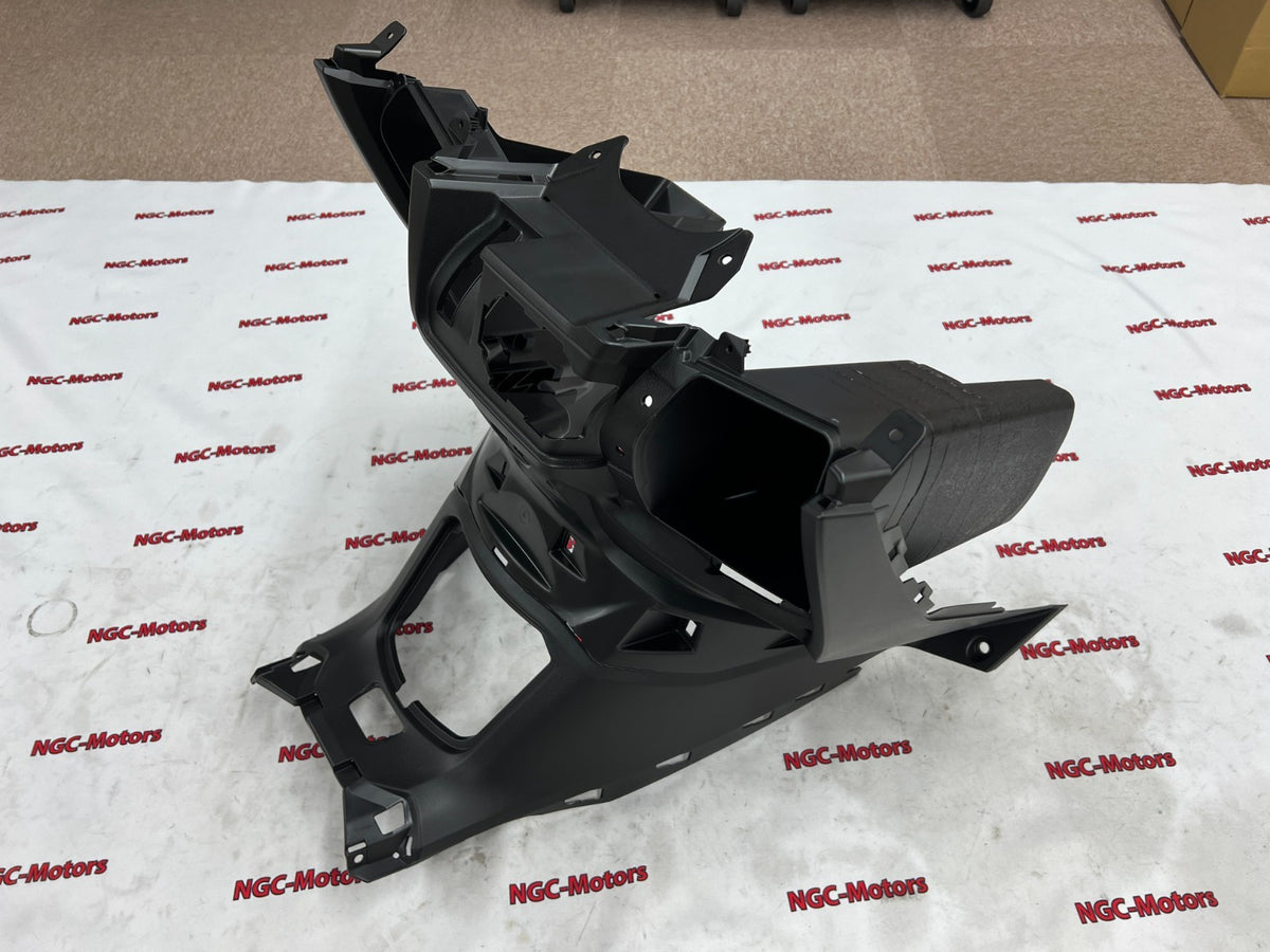 92111-19K00-000 Suzuki Box,front 9211119K00000, New Genuine OEM Part