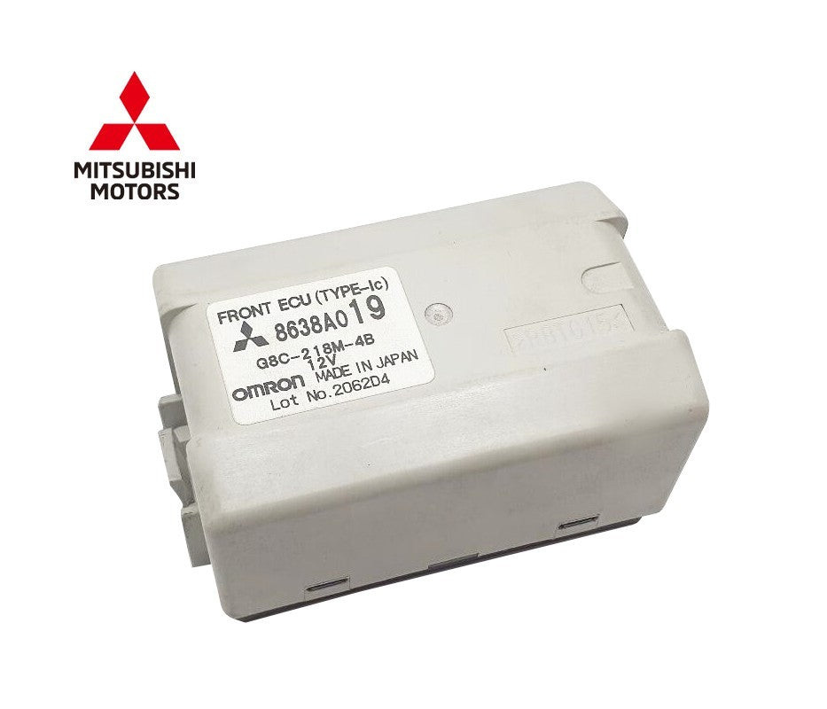 OEM Genuine Mitsubishi Pajero Montero V88W Relay Control Unit 8638A0190