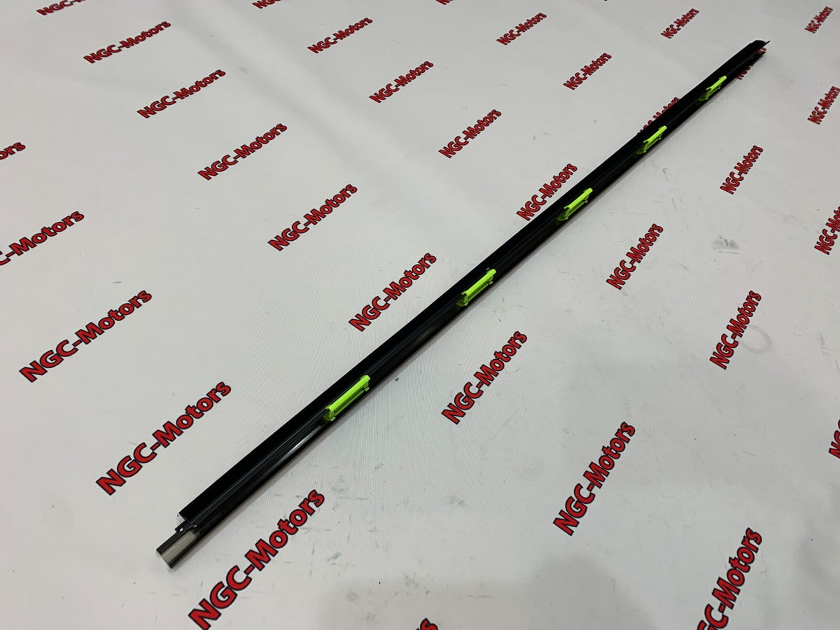 HONDA OEM 72410-S03-003 Door Window Weather Molding Right CIVIC EK9 EK4 New
