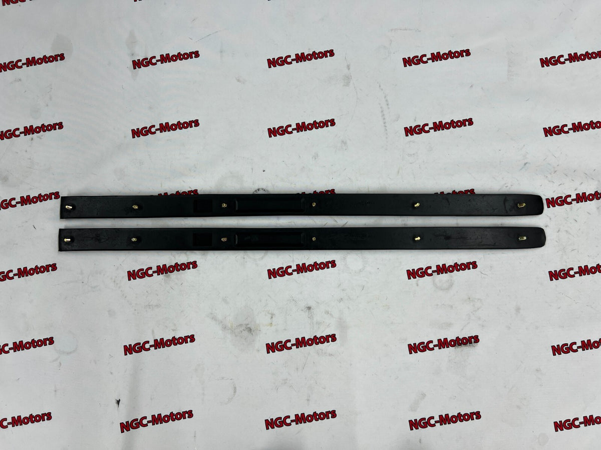 OEM Rear bumper rubber molding R&L SET Genuine Nissan 370Z S30Z 85007-E4100