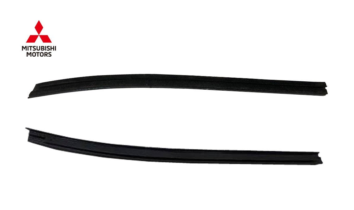 NEW Genuine Mitsubishi RR Door Inner Belt Weatherstrip L＆R Set MN117622 MN1176210
