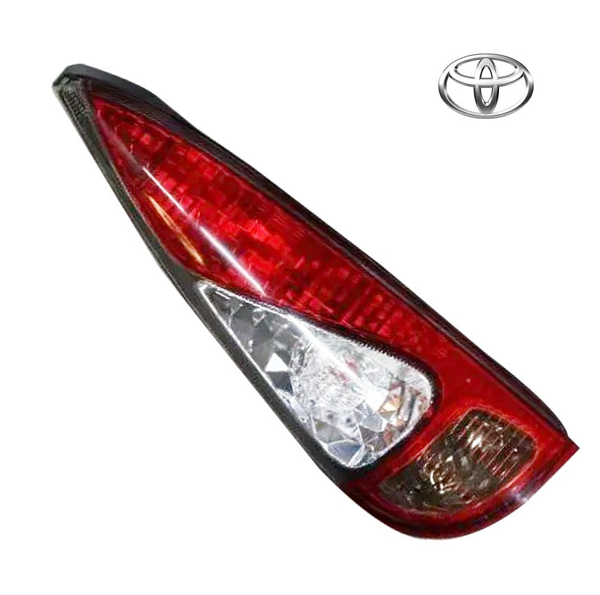 Genuine Toyota Rear Combination Lamp Lens & Body LH 81561-52331 OEM New0