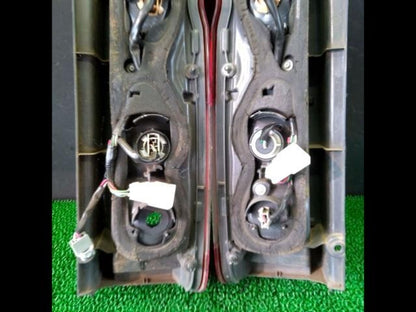 No Ballast JDM RHD Toyota Hiace / 200 system Genuine Tail lens3