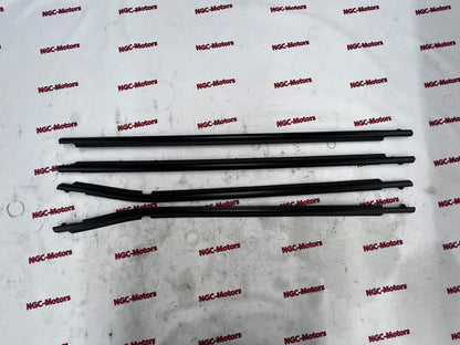 Toyota MOULDING ASSY, FRONT REAR DOOR BELT, RH LH set for AURIS Genuine OEM