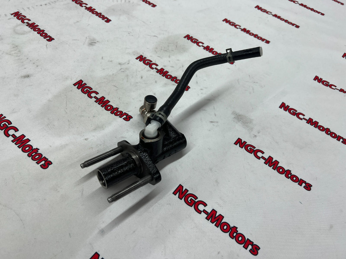 GENUINE MAZDA RX-7 FD3S Clutch master cylinder F100-41-990B 91-02 5MT JDM OEM