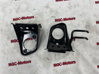 TOYOTA Land Cruiser PRADO 95 BRACKET BODY REAR LR SET MOUNTING Genuine