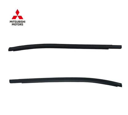 NEW Genuine Mitsubishi RR Door Window Belt Line Molding L＆R Set MN117/615-6160