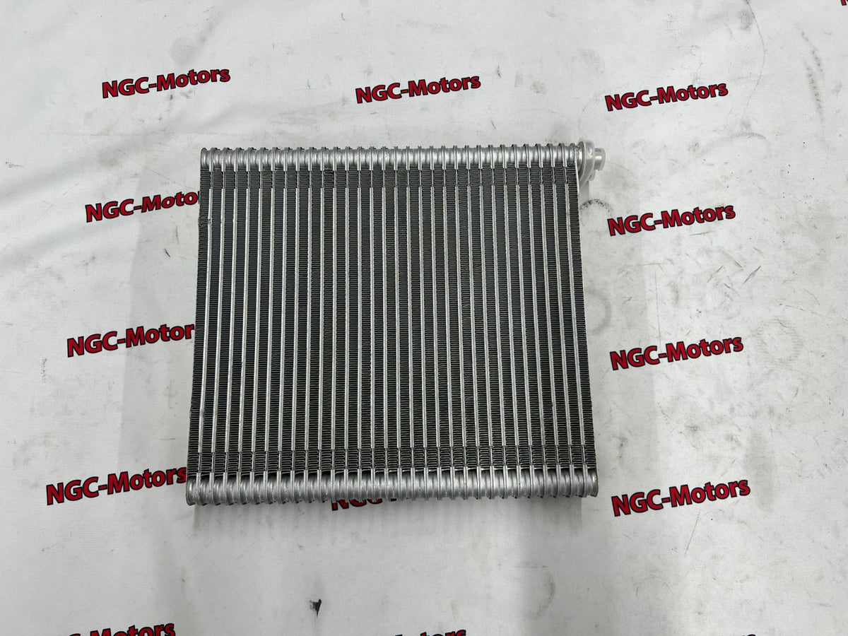Genuine Nissan R35GT-R GTR Front Evaporator ASSY 27281-JF00A 27281JF00A