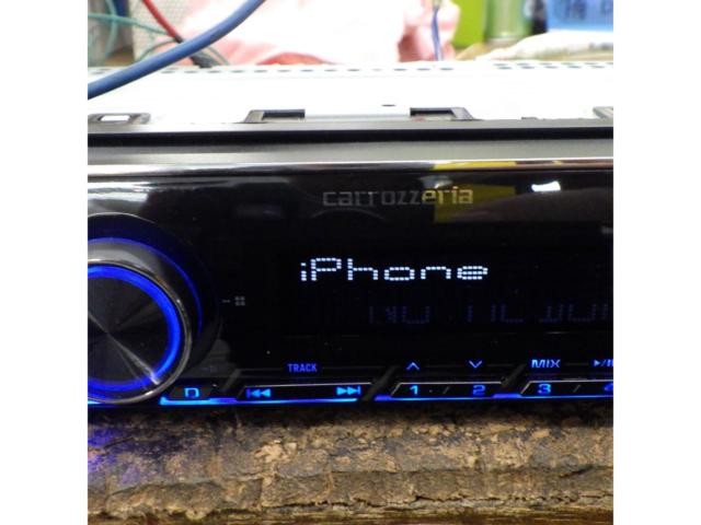 carrozzeria DEH-5600 1DIN/CD/USB/AUX/Tuner1