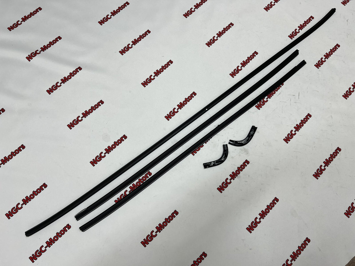 Nissan 72750-52F10 SILVIA S13 Front Windshield Molding Sealing OEM Genuine