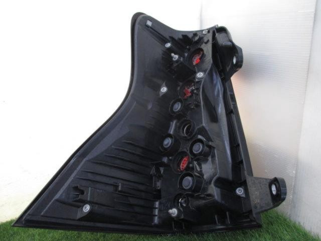 No Ballast JDM RHD TOYOTA Land Cruiser Prado / 150 system Late genuine tail lens7