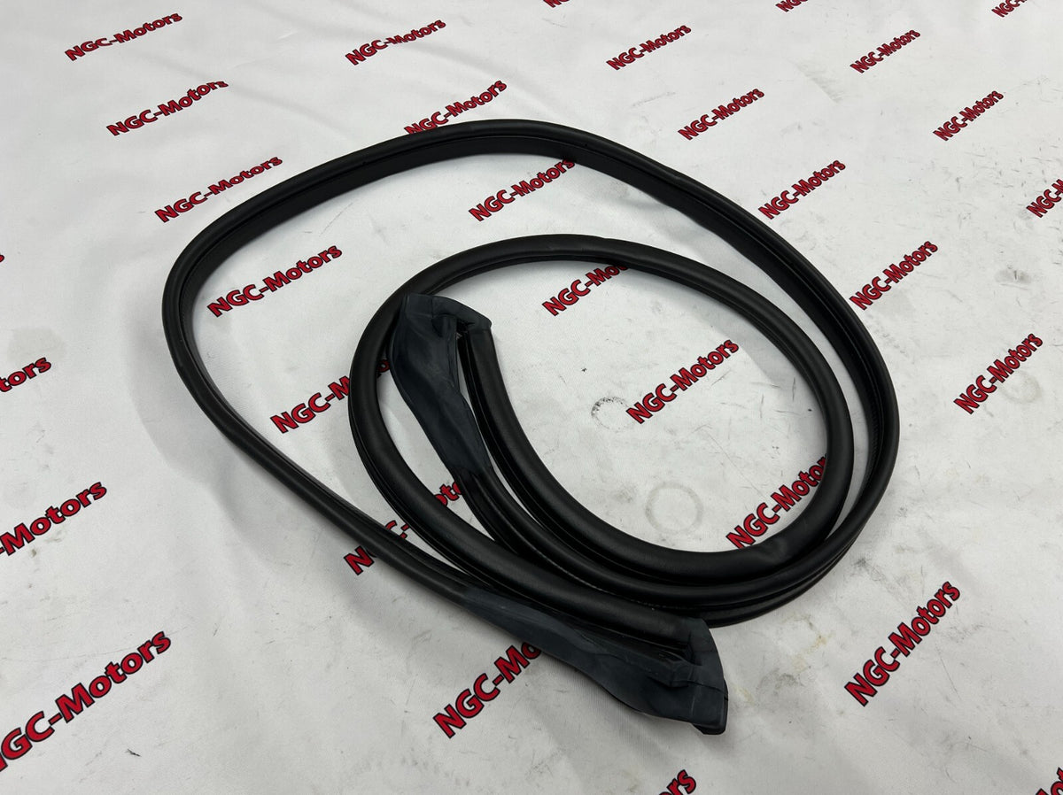 OEM 1991-2001 Acura NSX Weatherstrip Assembly, Rear Hatch