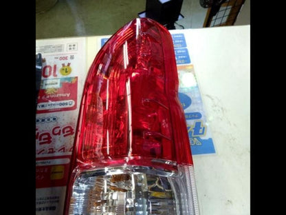 No Ballast JDM RHD TOYOTA Genuine tail lens for 200 series Hiace1