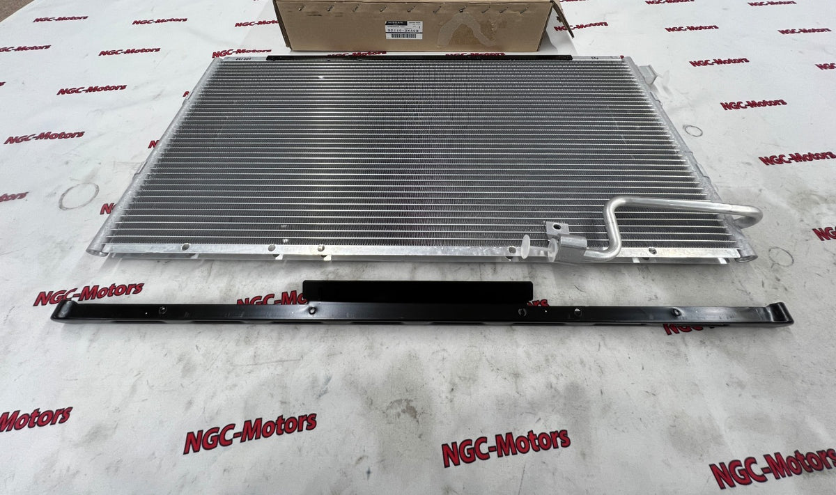 Nissan Genuine OEM CONDENSER ASSY  E26 NV350 URVAN 2012/06-  92110-3XA0A