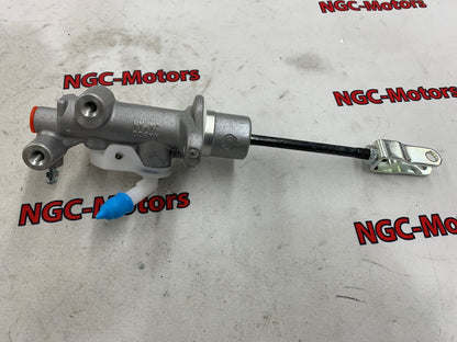Genuine Clutch Master Cylinder Fits: Subaru Impreza Turbo RHD 00-07 WRX STi