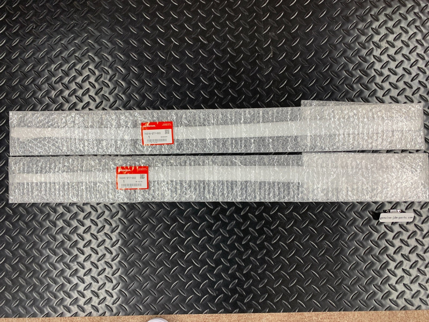 651571