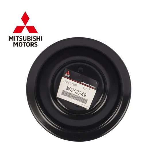 NEW Genuine Mitsubishi Water Pump Pulley OEM MD3032490