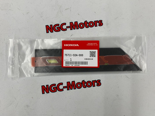 OEM Honda 00-09 S2000 Side Fender Chrome 2000 Emblem AP1 AP2 Genuine Part USDM
