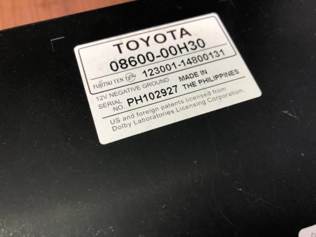 Toyota genuine parts MCT-W58 ■ 2008 model CD / Front AUX correspondence 200 mm2
