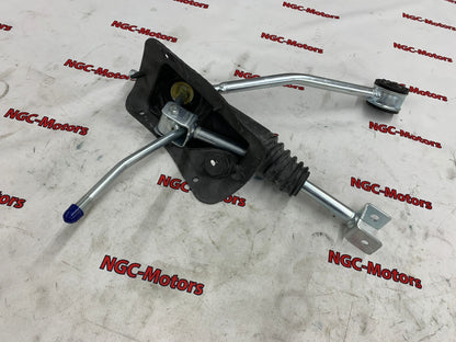 SUBARU STI IMPREZA 4DooR (GD)  GEAR SHIFT LEVER 5MT ST350104S000
