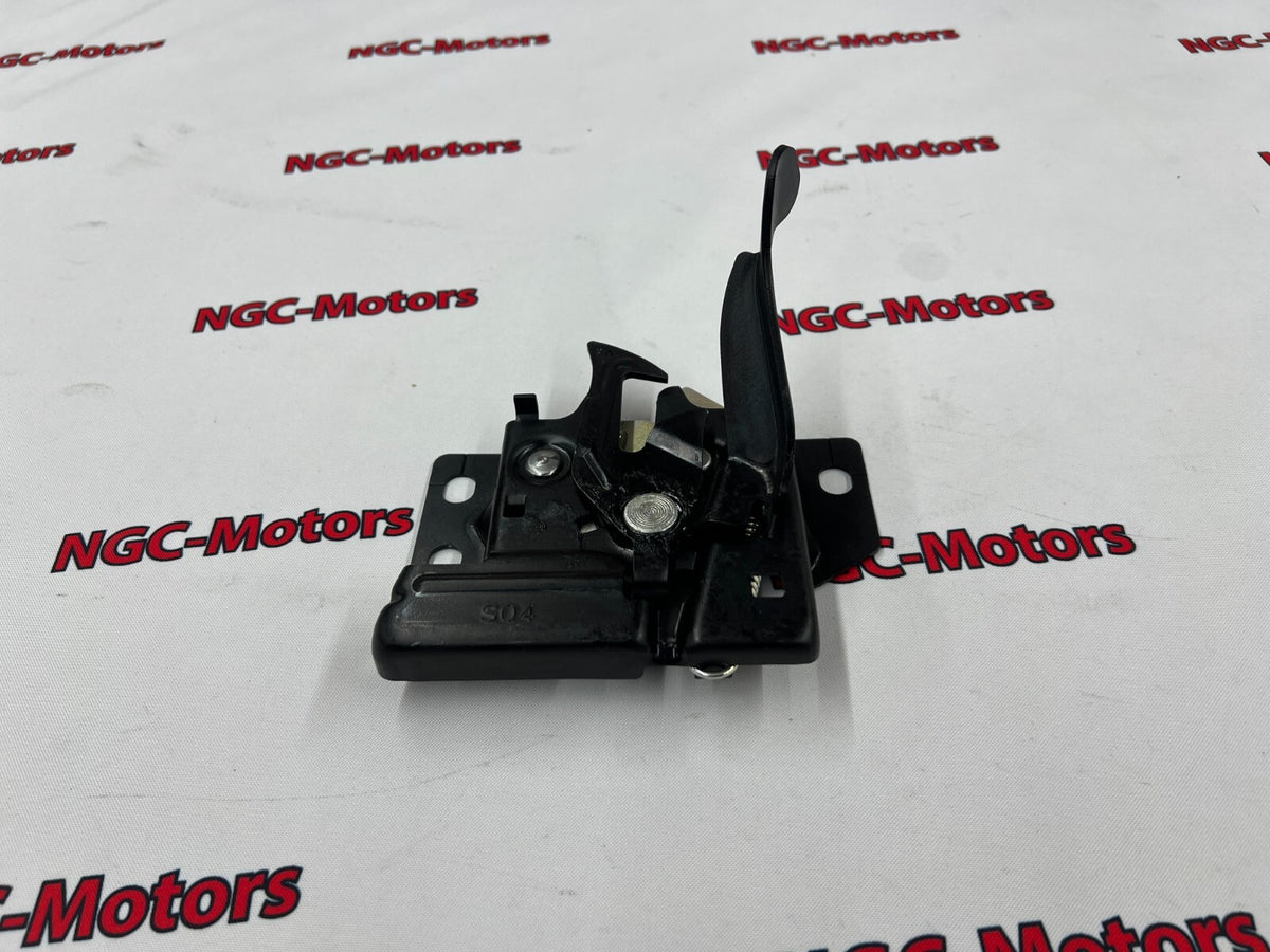 Genuine Honda Bonnet Lock Catch 74120-S2A-013 S2000 AP1