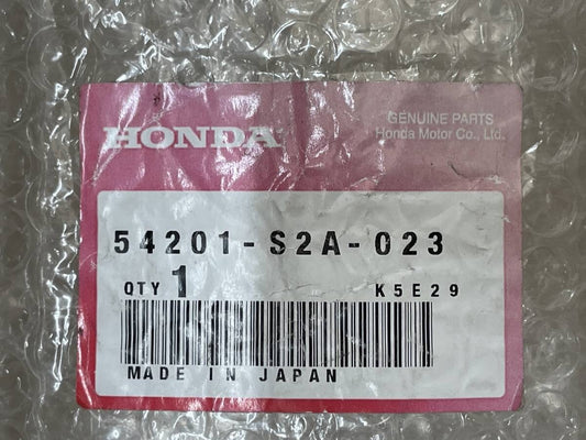 647888