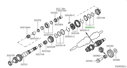 648157