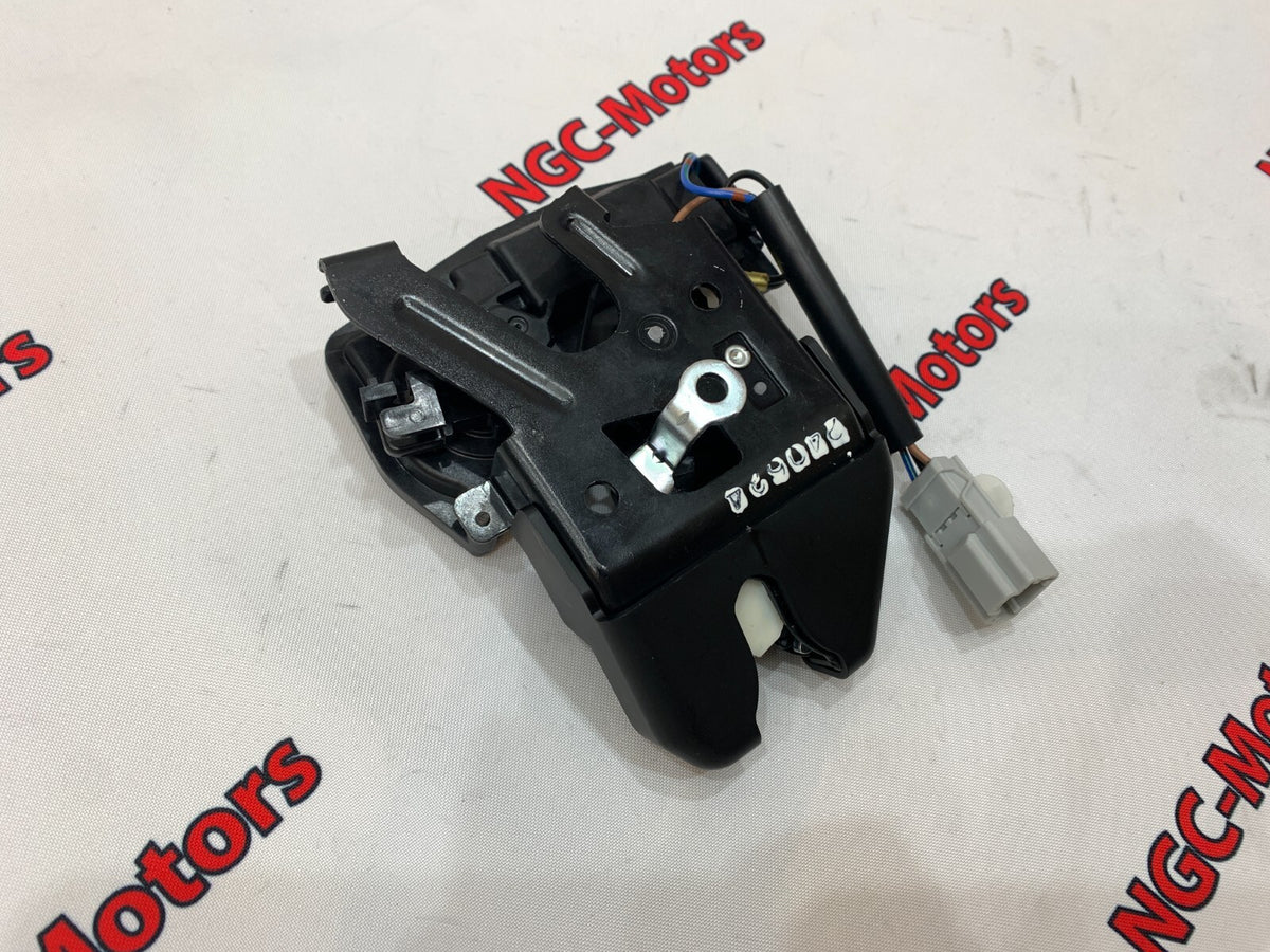 Genuine Honda Trunk Lid Lock 74851-S2A-003 S2000 AP1 00-09