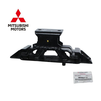 NEW Genuine Mitsubishi Transmission Mount Insulator OEM MR9927120