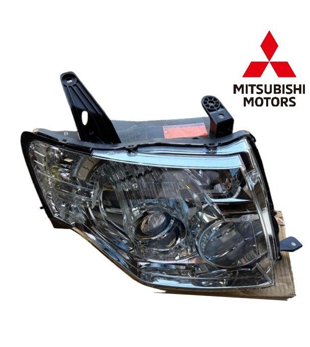 New Genuine Mitsubishi Pajero Montero V88W Headlamp Body RH 8301A8400