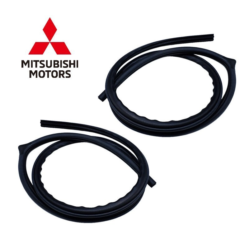 NEW Genuine Mitsubishi Rubber Seal LH RH Set OEM 5755A195 5755A1960