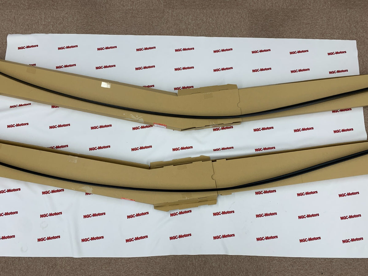 HONDA CIVIC Molding 73168-SNA-013 73158-SNA-013 L&R Drip Side Set Genuine OEM
